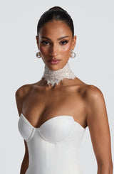 Ellie Lace Neck Veil - Ivory Accessories Babyboo Fashion Premium Exclusive Design