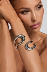 Nevesta Cuff - Silver Accessories ONE SIZE Babyboo Fashion Premium Exclusive Design
