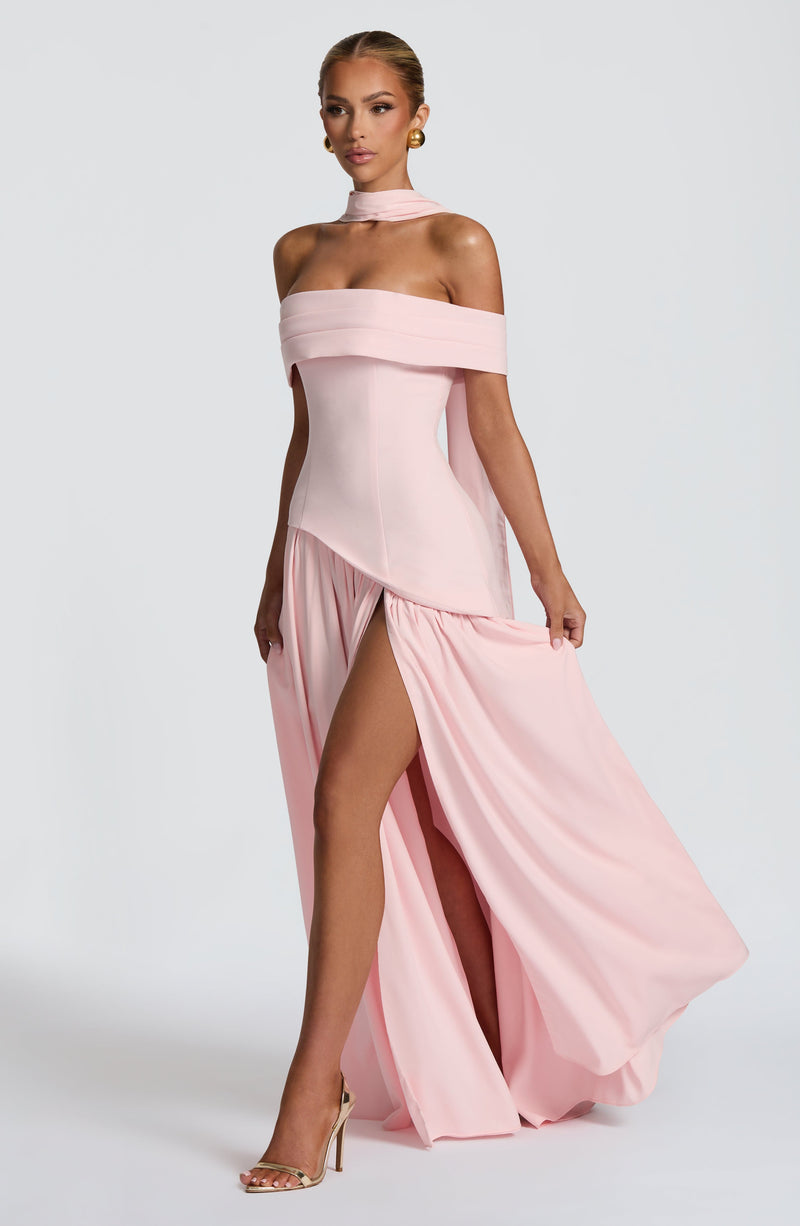 delilah maxi dress reviews Delilah Maxi Dress Review