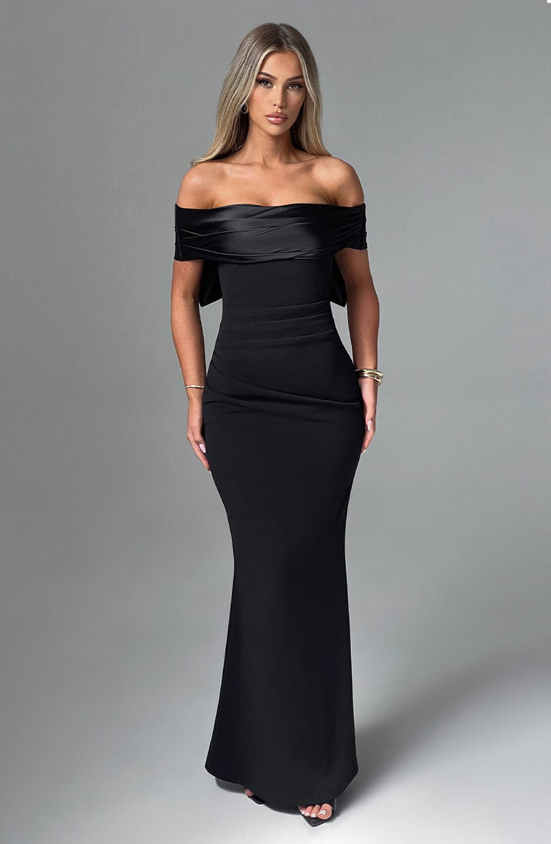 joanna maxi dress SKhathi | Joanna maxi dress Was R2 500 Now R1 500 (limited fabric) Shop on our website and checkout with Payflex or Whatsapp 0768108690 NB:...
