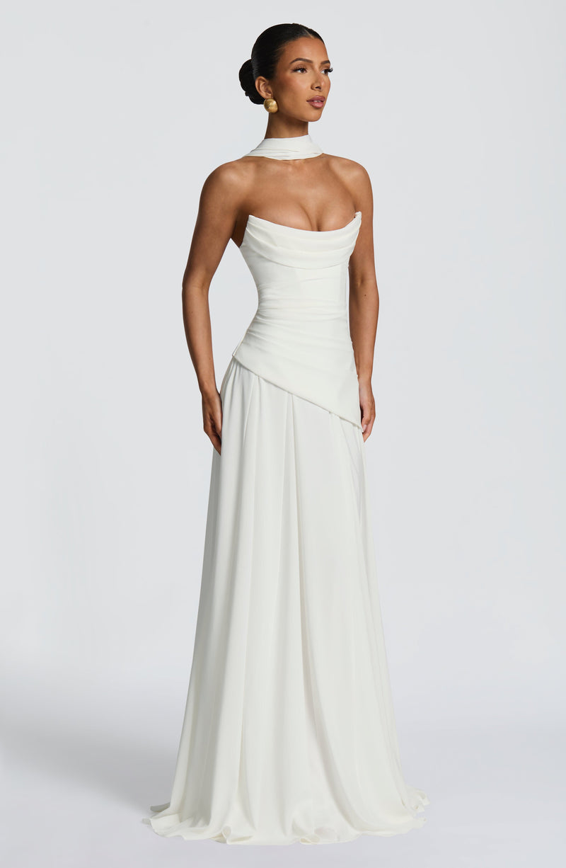 Babyboo Patricia Maxi Dress in Ivory Size XL