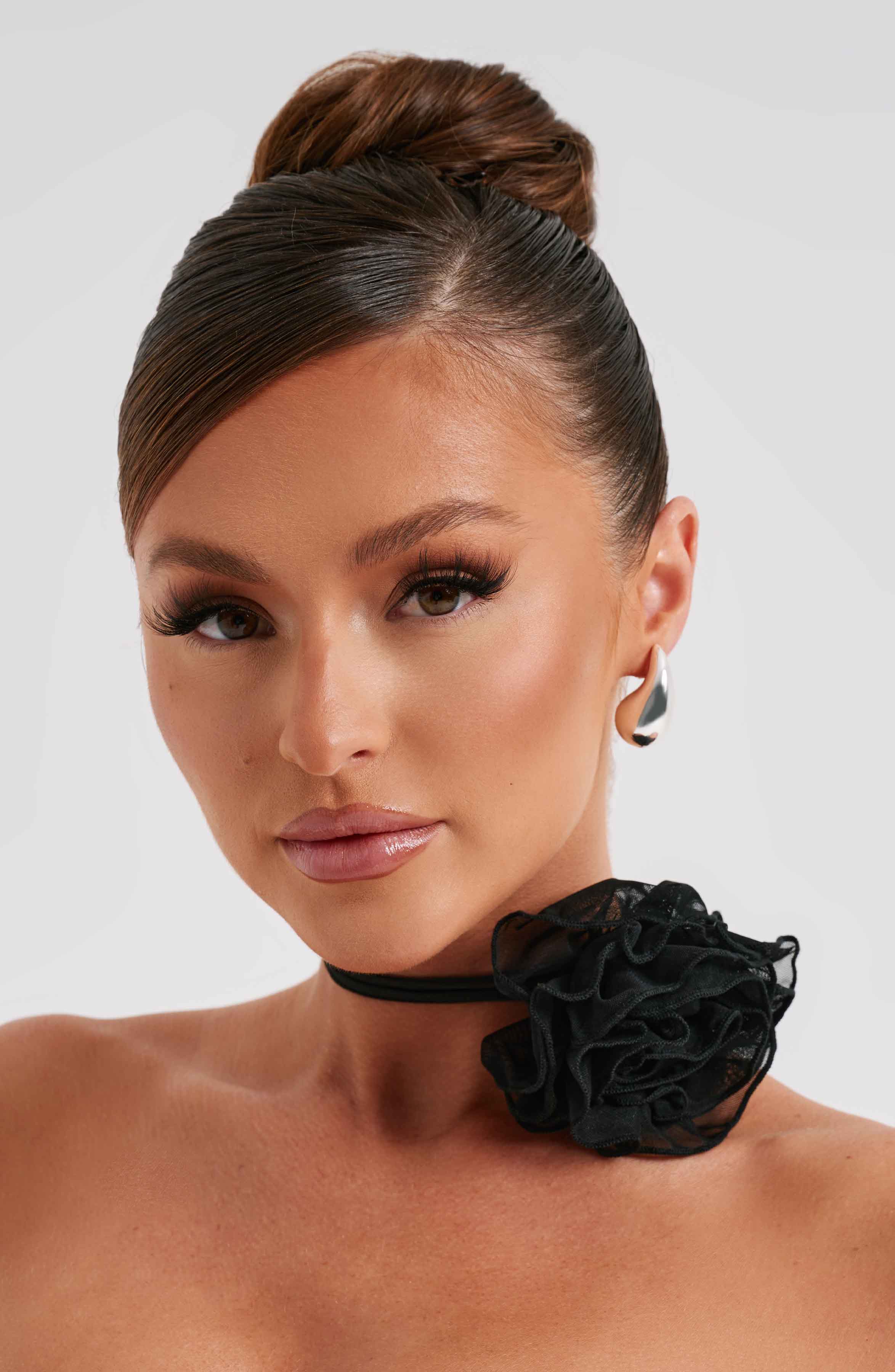 Tilli Floral Neck Tie - Black – Babyboo Fashion
