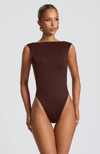 新品未使用Bibiy. BUNNIE BODYSUIT ブラウン タグ付き Undeniable Attraction Lace Bodysuit - Brown | Fashion Nova
