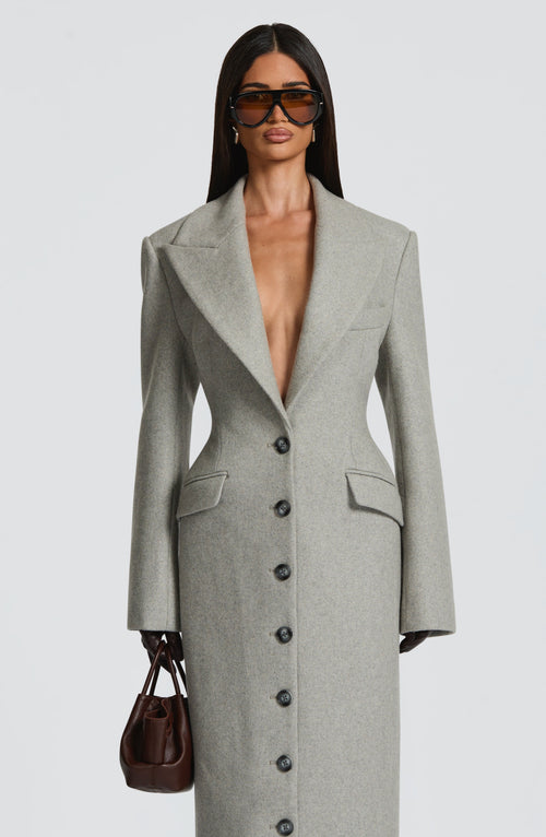 Coats & Jackets
